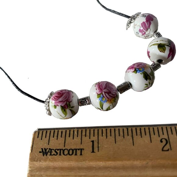 Ceramic Roses Necklace - Picture 3 of 3